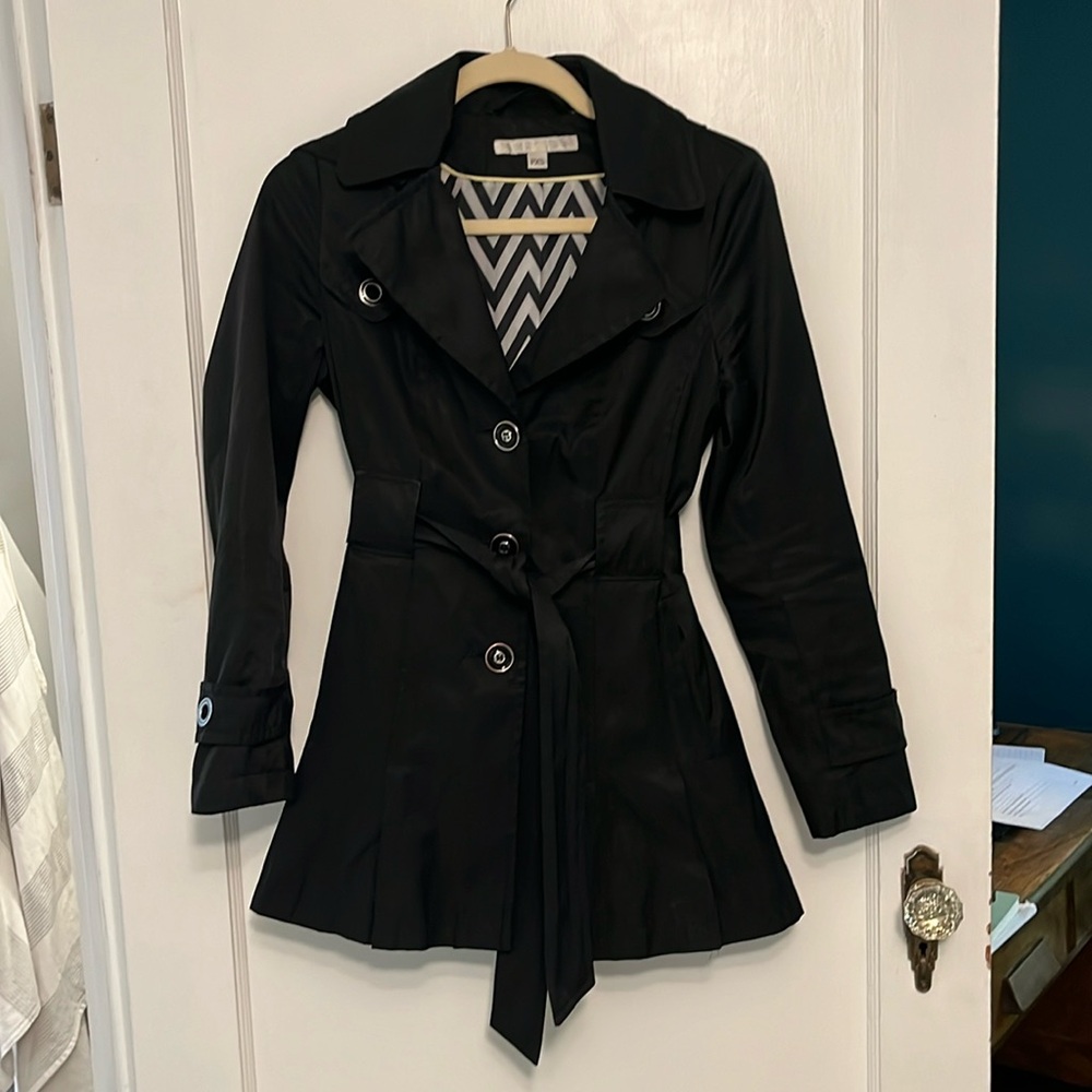 Black Via Spiga trench